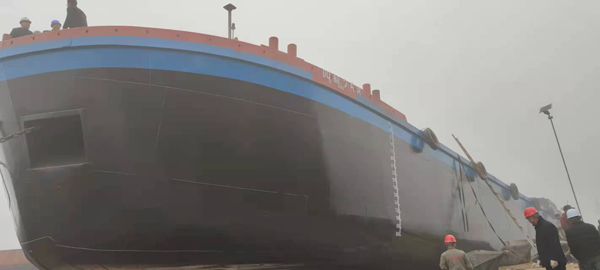 恭喜李老板船只下河，船號（四航258）